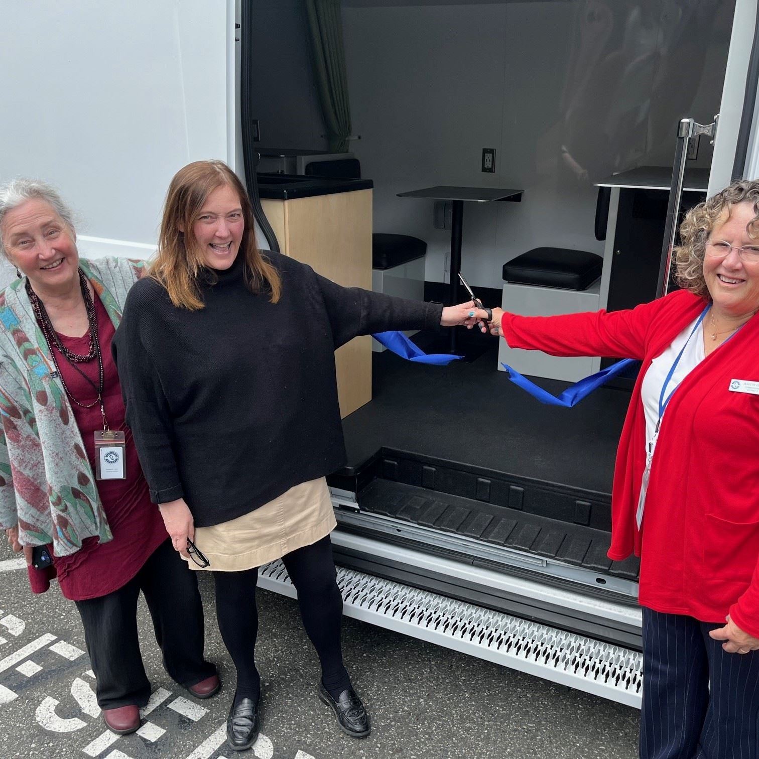 Ribbon Cutting Commissioners BOH 052025.png